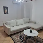 Linda